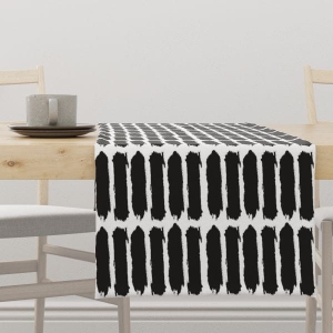 Bieżnik BLACK&WHITE wzór CB29 | kreseczki