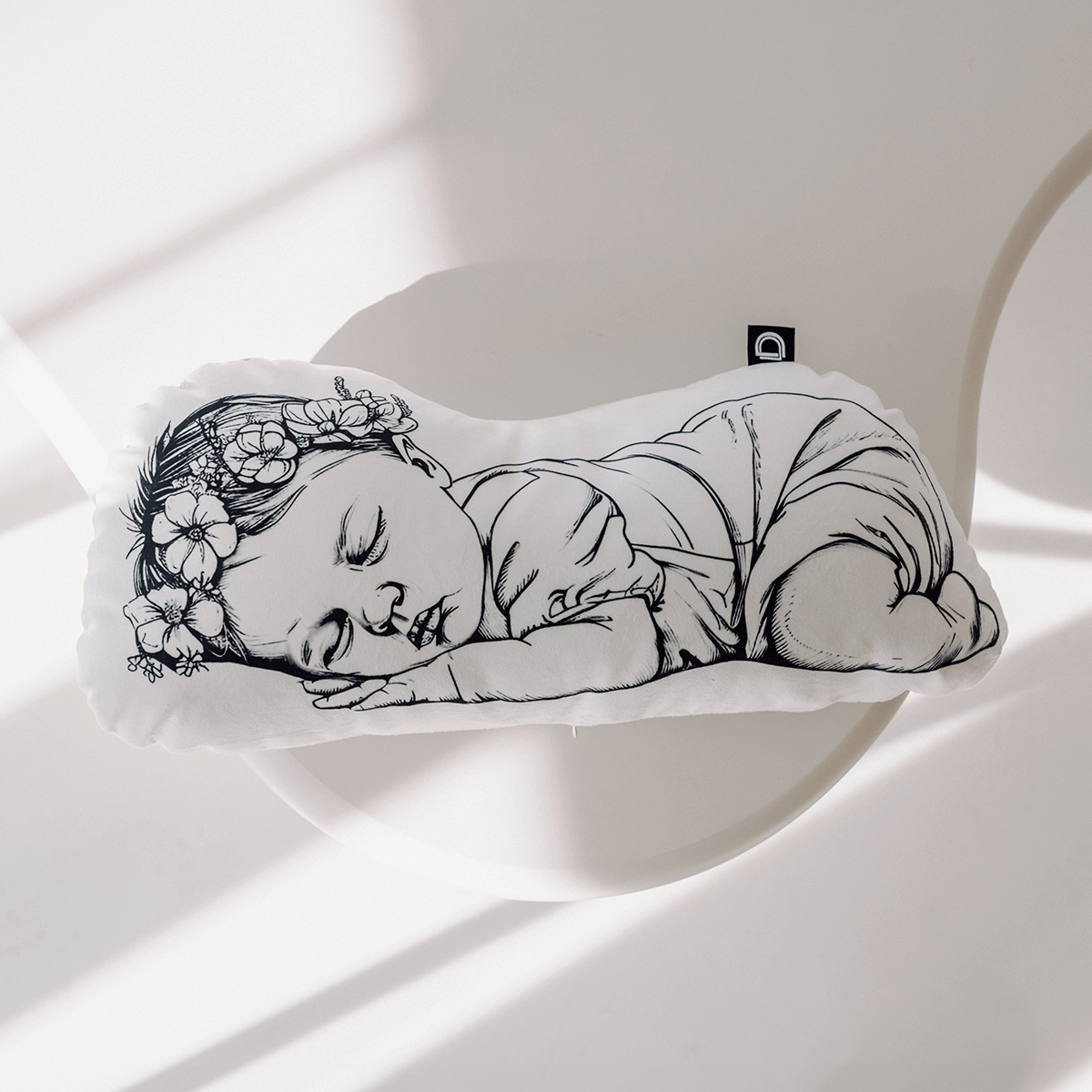 Poduszka NEWBORN wzór NB35 | malutka dziewczynka