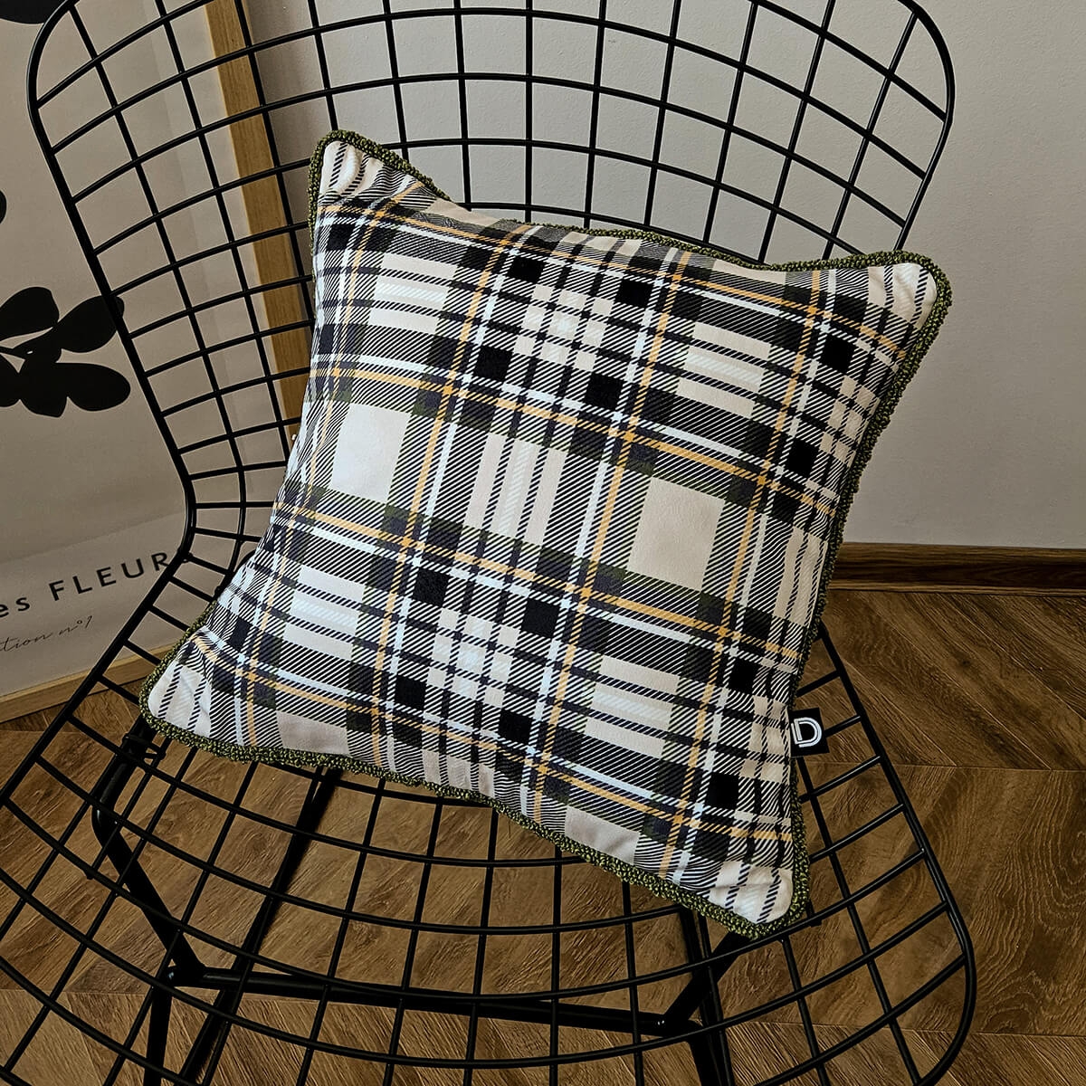 Poduszka AUTUMN BOUCLE wzór AT42 | kremowa jesienna krata