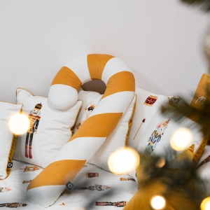 Poduszka XMAS wzór XM18 | Musztardowa laska cukrowa XXL