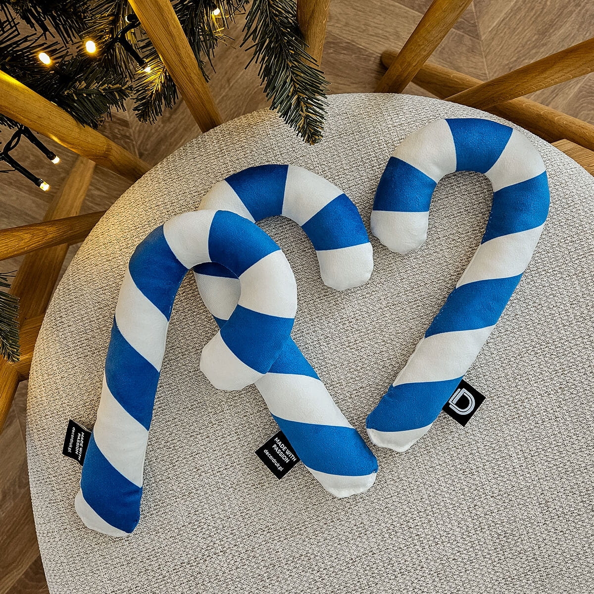 Poduszka XMAS wzór XM20 | Niebieska laska cukrowa mini