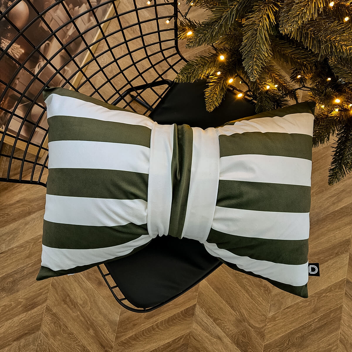 Poduszka XMAS wzór XM56 | Kokarda w paski oliwkowa