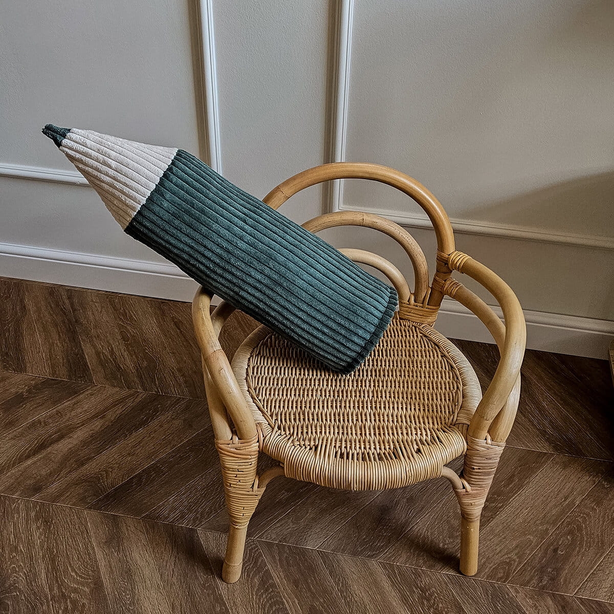 Poduszka kredka MANCHESTER LN39 | ciemnozielony